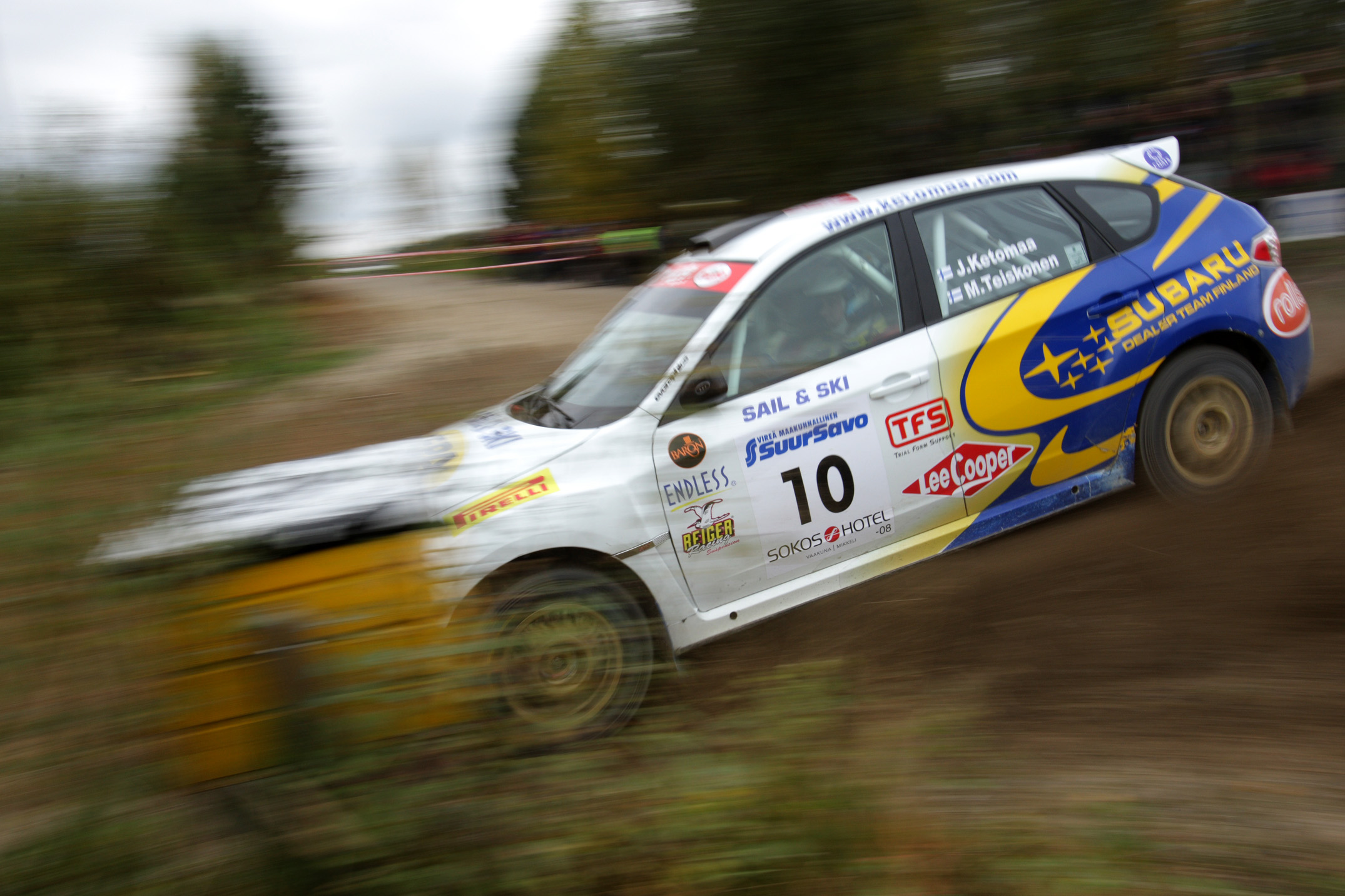 Jari Ketomaa Mikkeli SM Vaakuna-Rallissa vuonna 2008, kuva: Marko Mkinen.