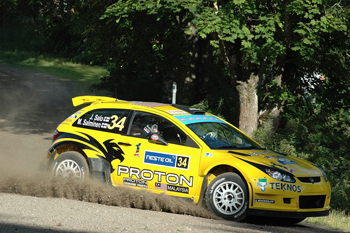 Salo ja Salminen_Proton.jpg