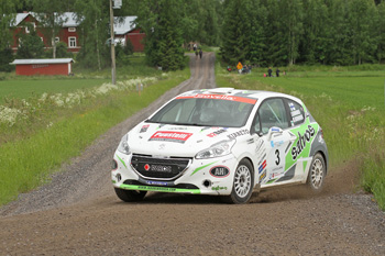 2013 Jaro Kinnunen Peugeot 208.jpg