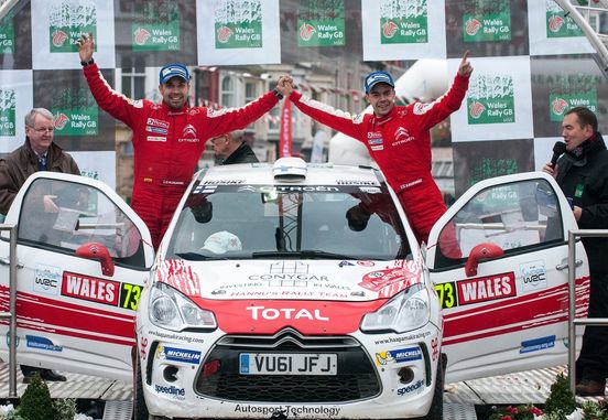 marko_salminen_henri_haapamaki_palkintopallilla_wales_2014_wrc3_kuva_haapamaki_racing.jpg